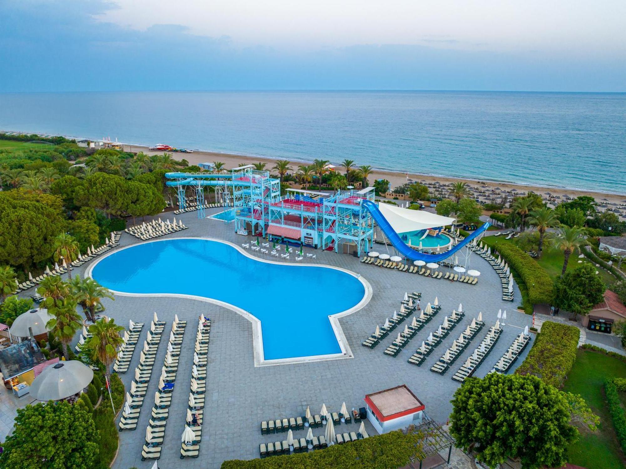Asteria Family Resort Belek Antalya Extérieur photo Aerial view of the water park