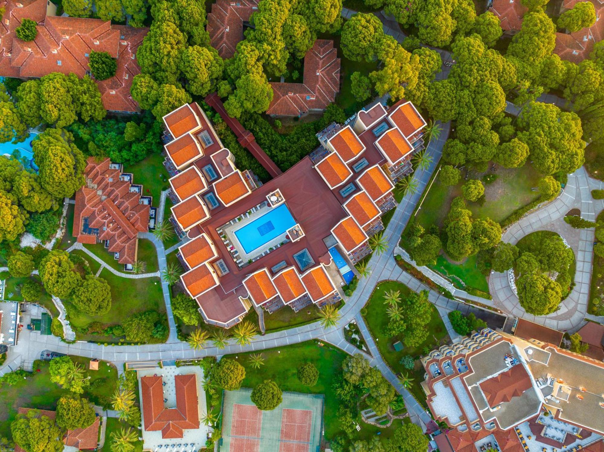Asteria Family Resort Belek Antalya Extérieur photo Aerial view of the hotel