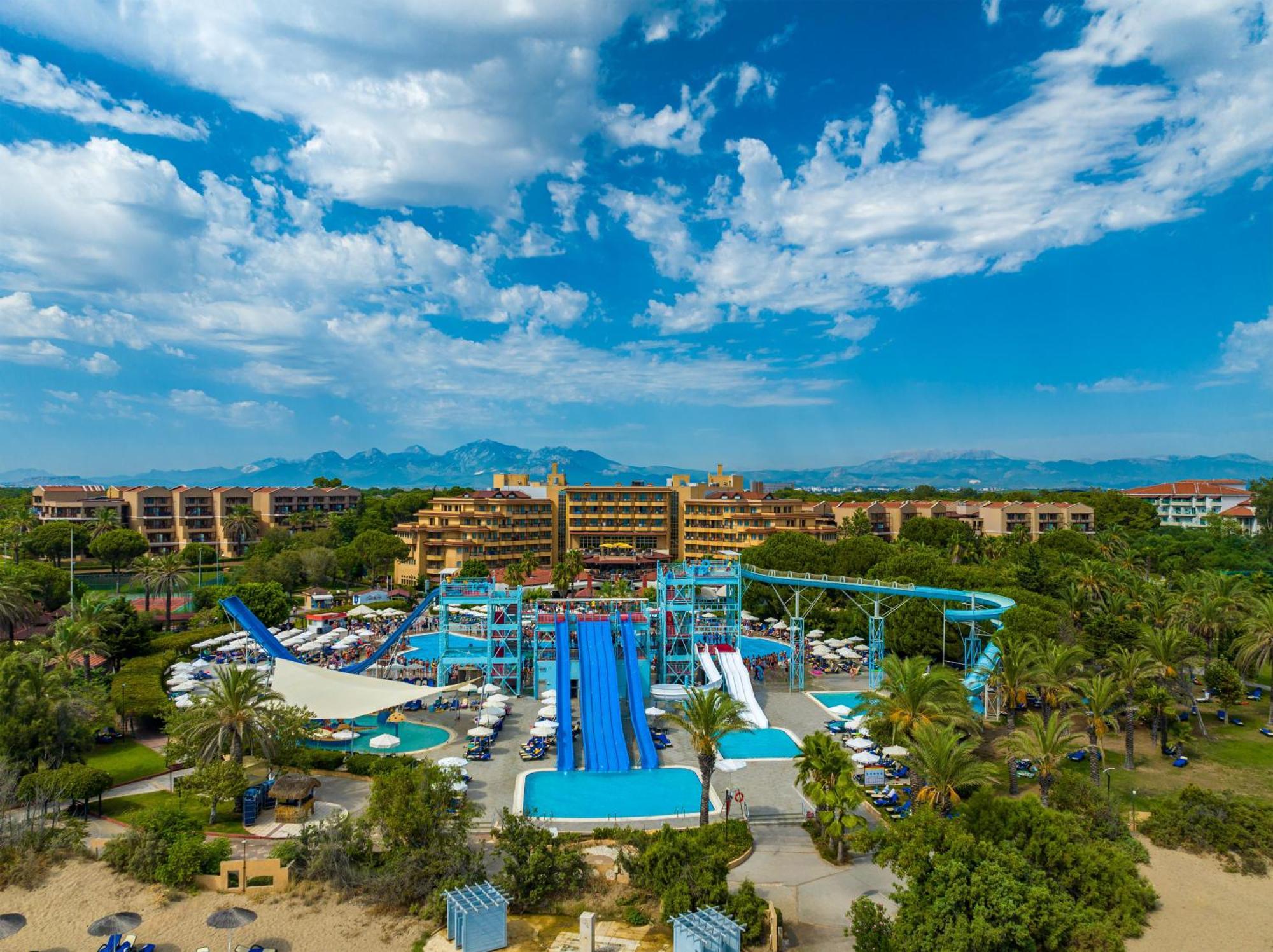 Asteria Family Resort Belek Antalya Extérieur photo Aerial view of the water park