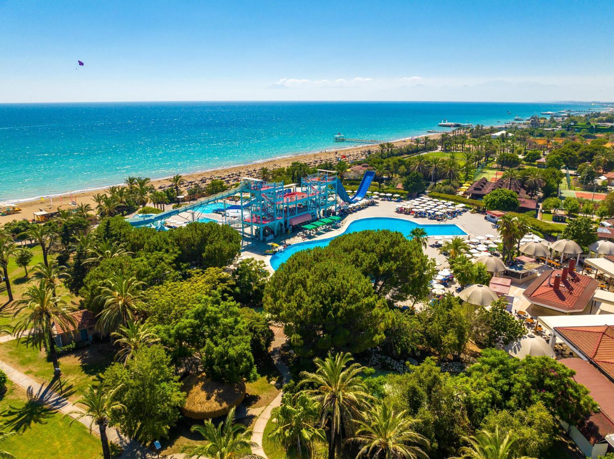 Asteria Family Resort Belek Antalya Extérieur photo Aerial view of the resort