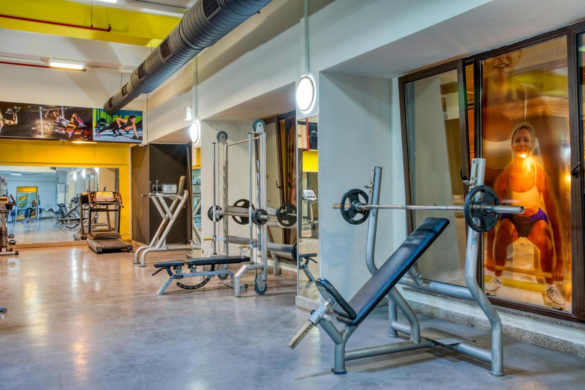 Asteria Family Resort Belek Antalya Extérieur photo A typical Anytime Fitness gym