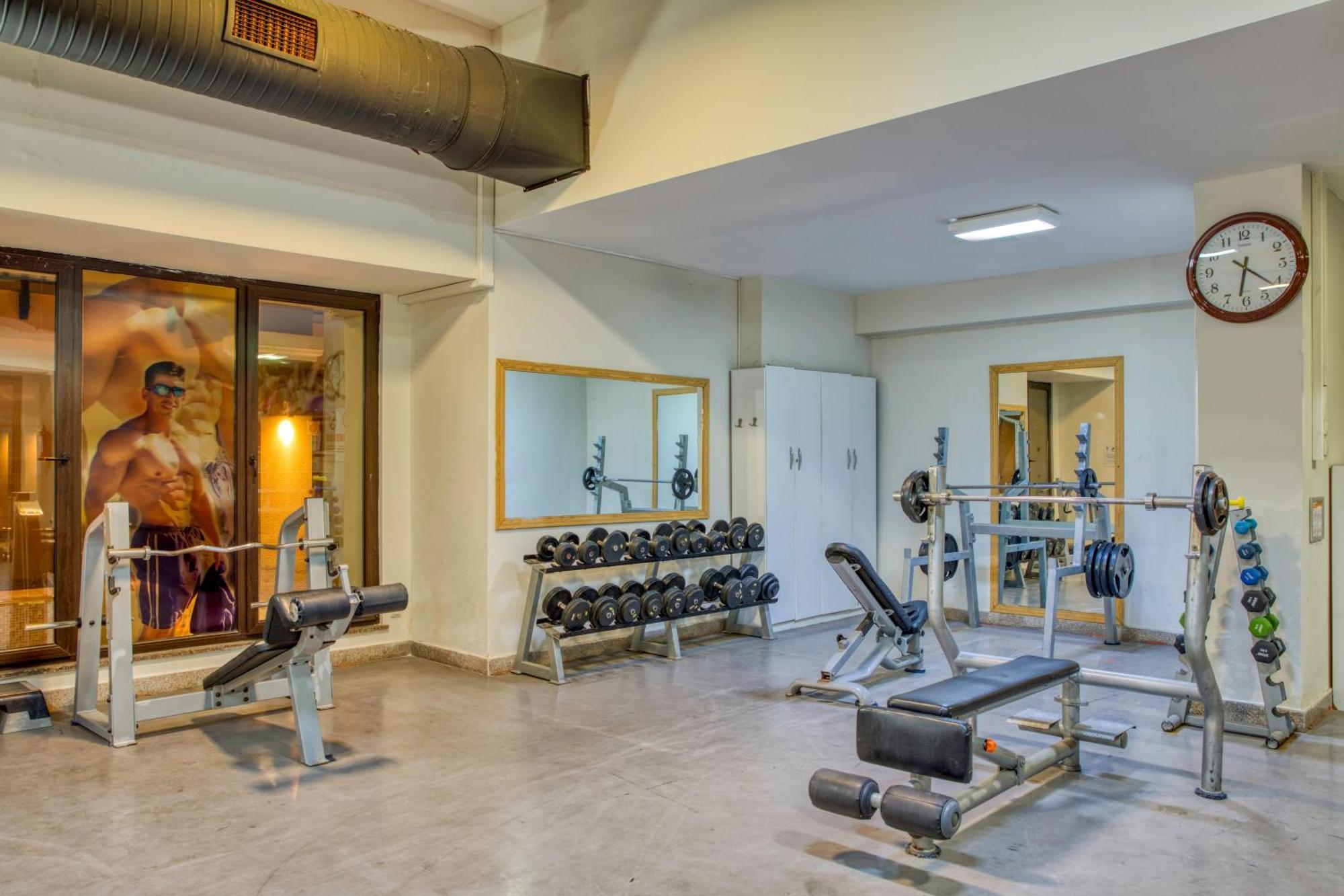 Asteria Family Resort Belek Antalya Extérieur photo The gym at the hotel