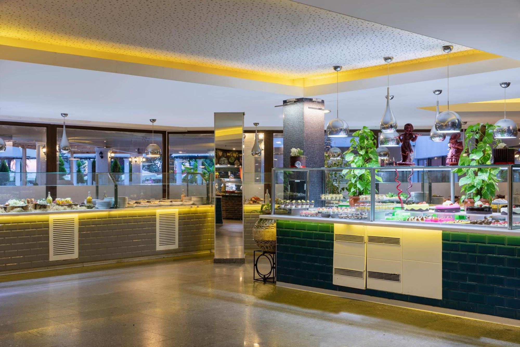 Asteria Family Resort Belek Antalya Extérieur photo The buffet at the hotel